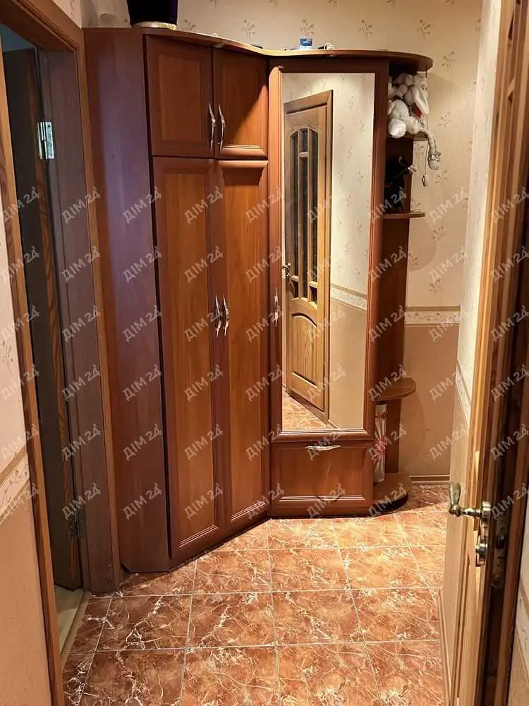 Двокімнатна квартира в Карлівці