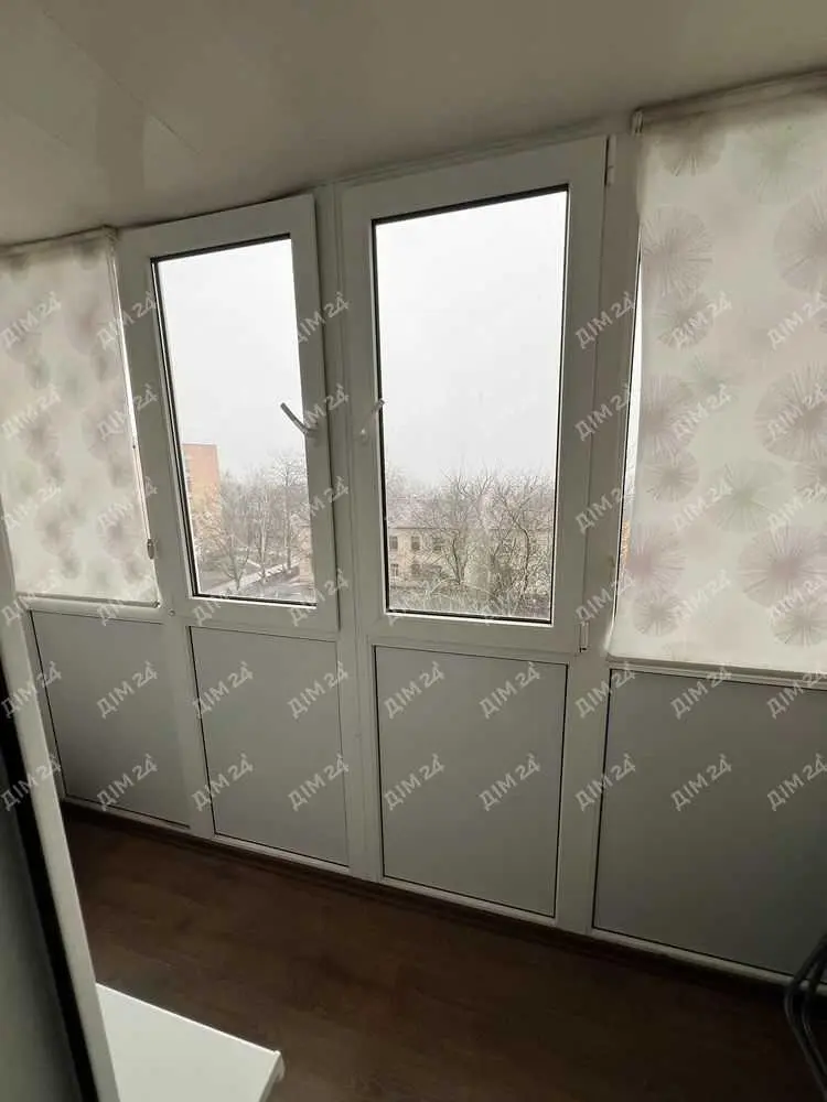 Двокімнатна квартира в Карлівці