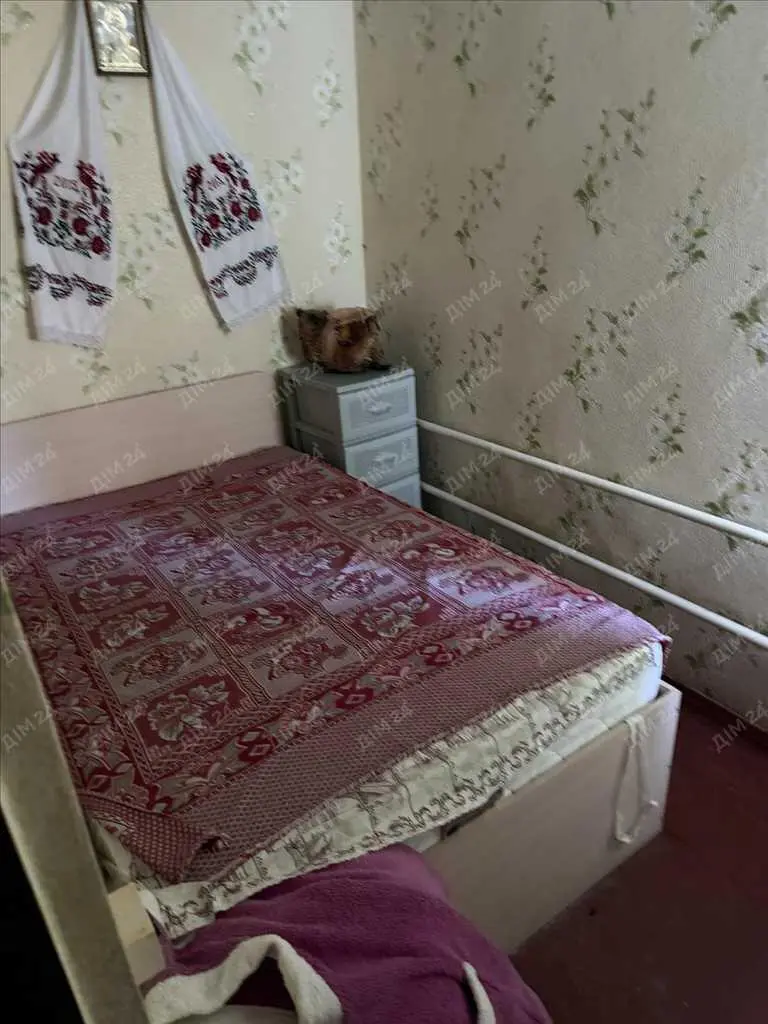 Окремий будинок в 14 км від Полтави.