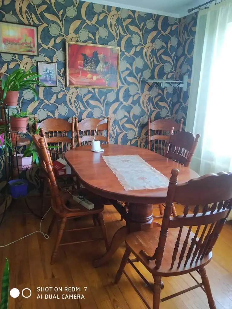 Велика трикімнатна квартира, чешка! 