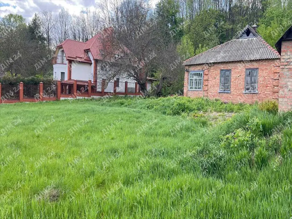 Унікальна ділянка в Петрівці!