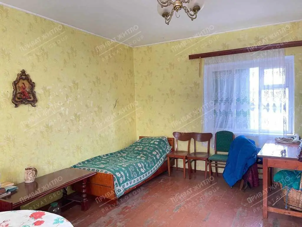  Цегляний будинок в районі Автоагрегатного заводу.
