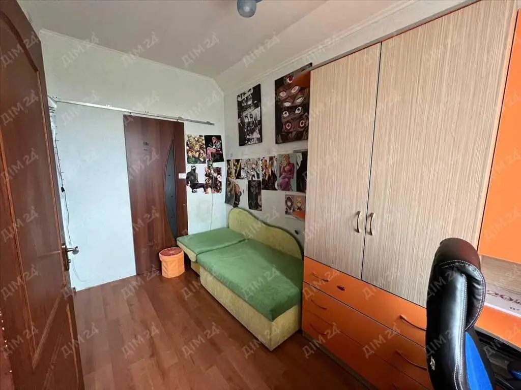 4-кімнатна квартира з  видом на монастир у самому серці історичної Полтави!