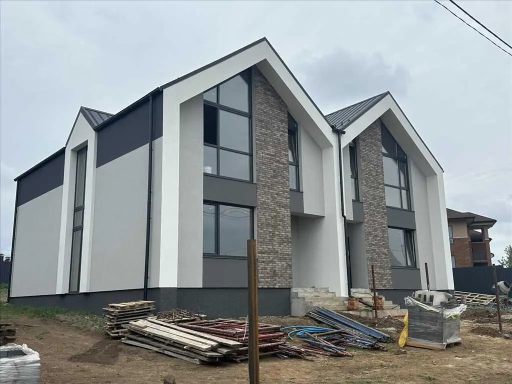 Ваш ідеальний простір чекає на вас у затишному мікрорайоні Яр!