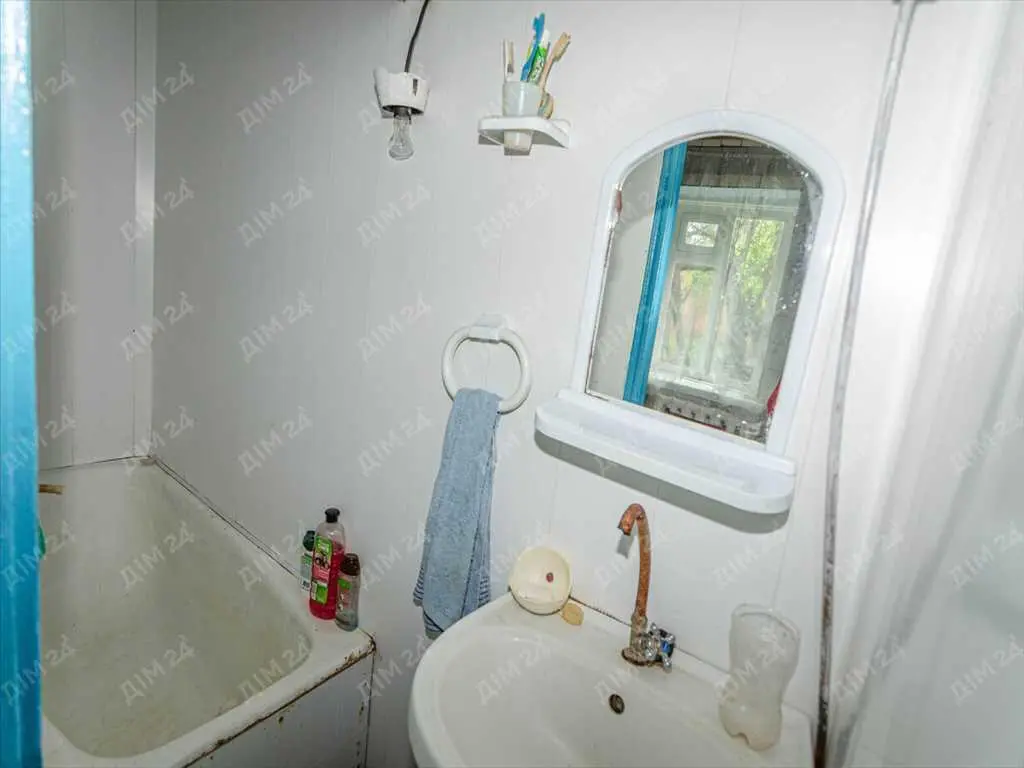 Окремий будинок в місті Карлівка