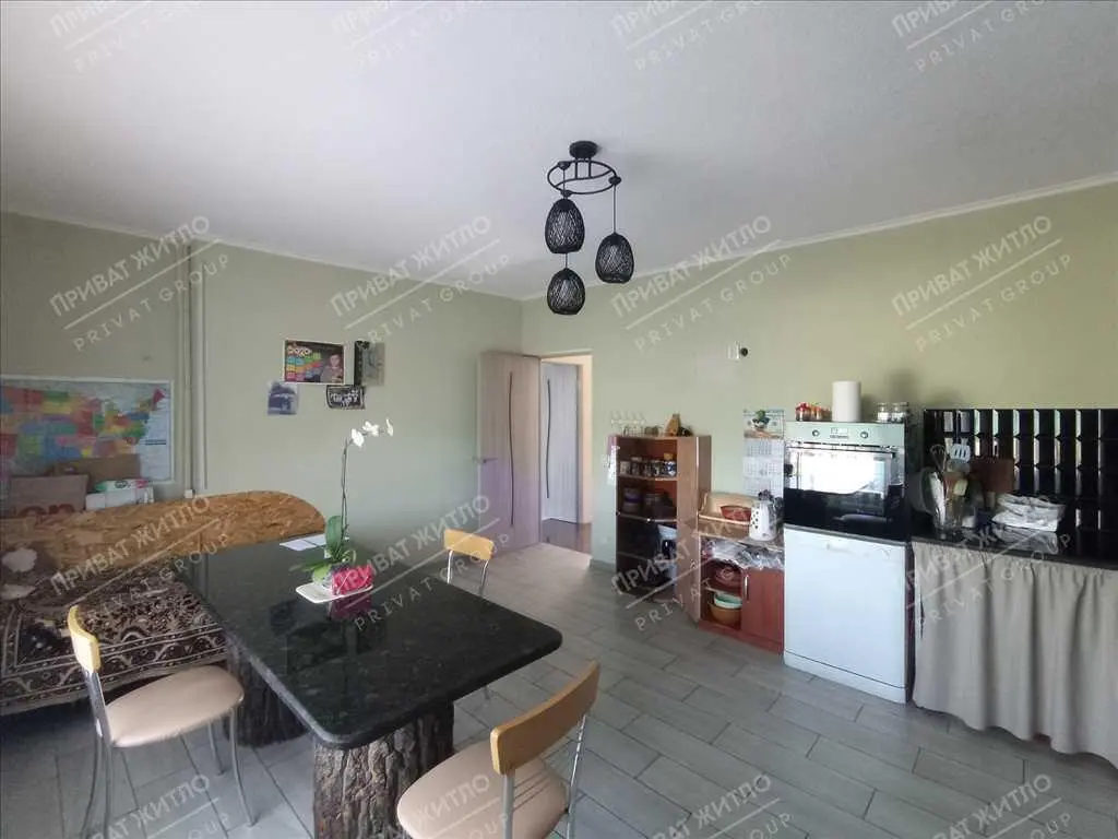 Просторий будинок в Нижніх Млинах