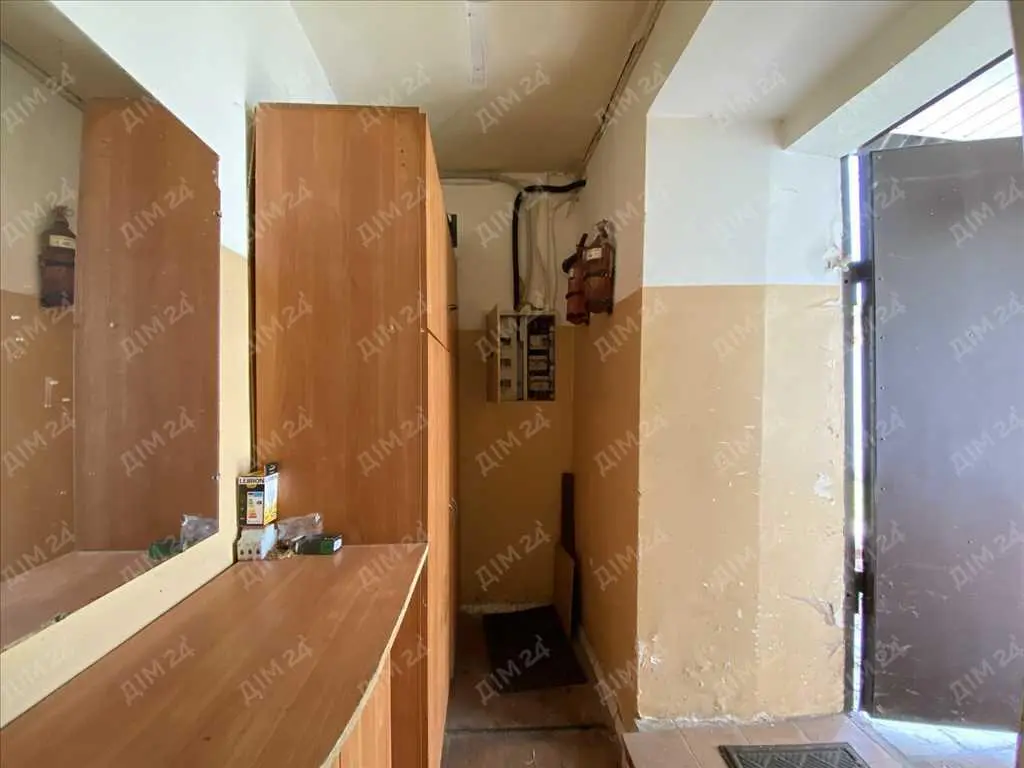 Комерція в центральній частині міста по бюджетній ціні!