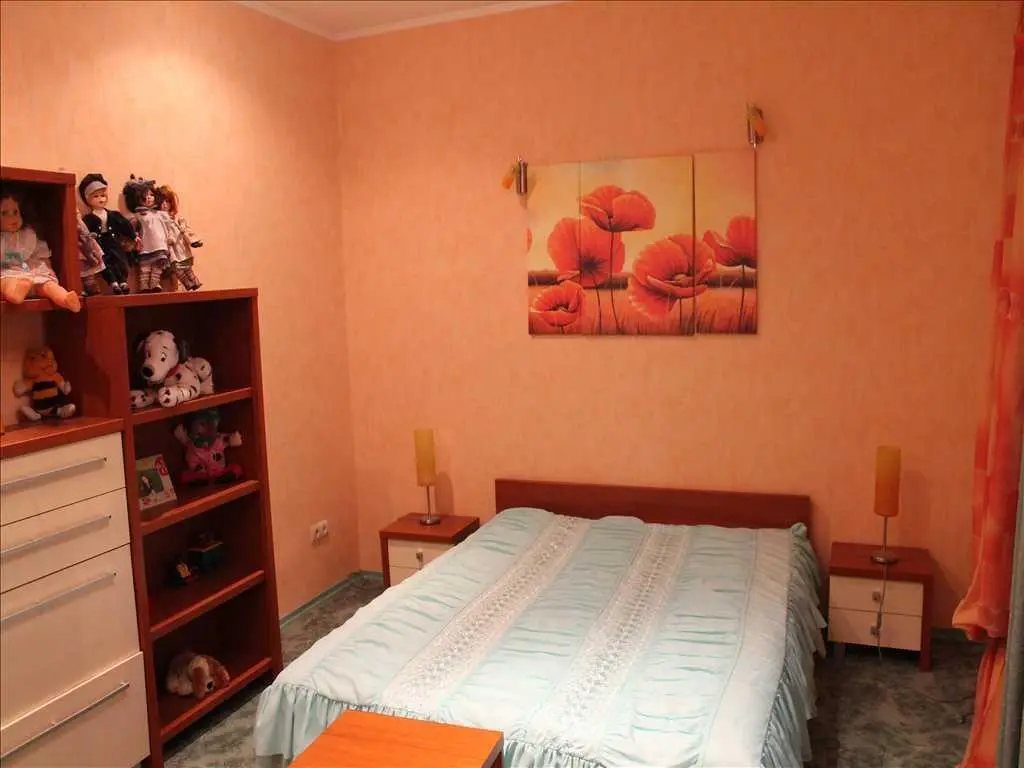 Розкішний будинок в 3 рівнях. Яр. Полтава