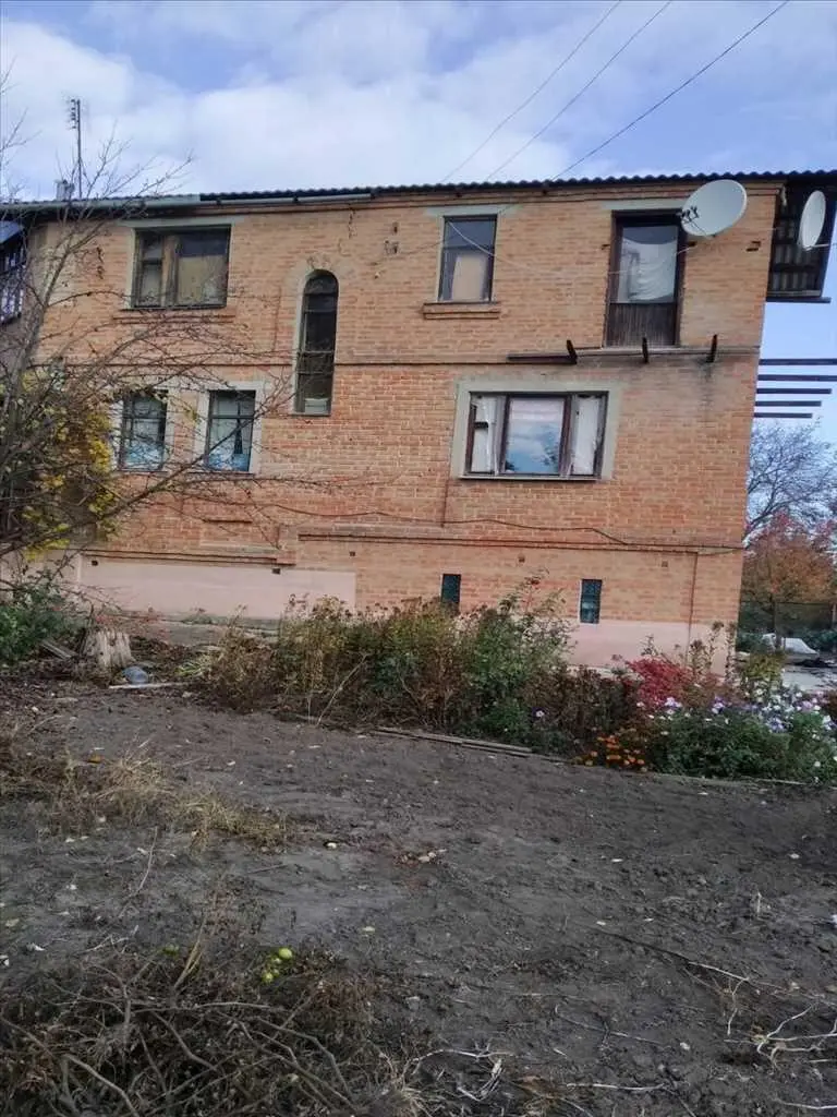 Будинок в Петрівці.