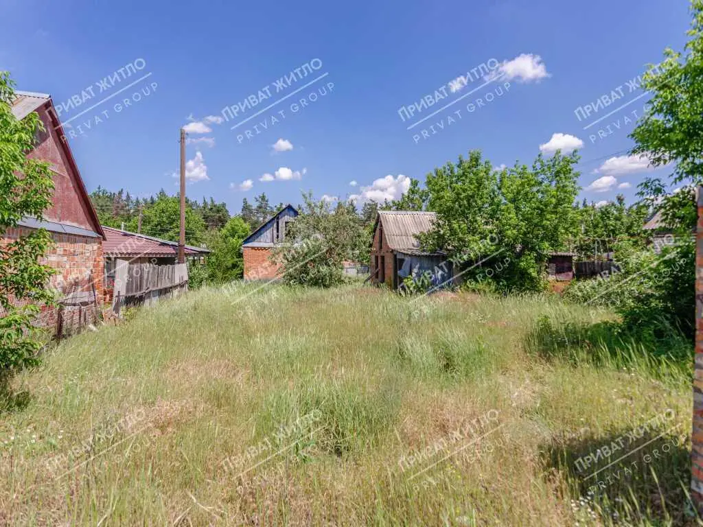 Продаж будинку з ділянкою в Копилах