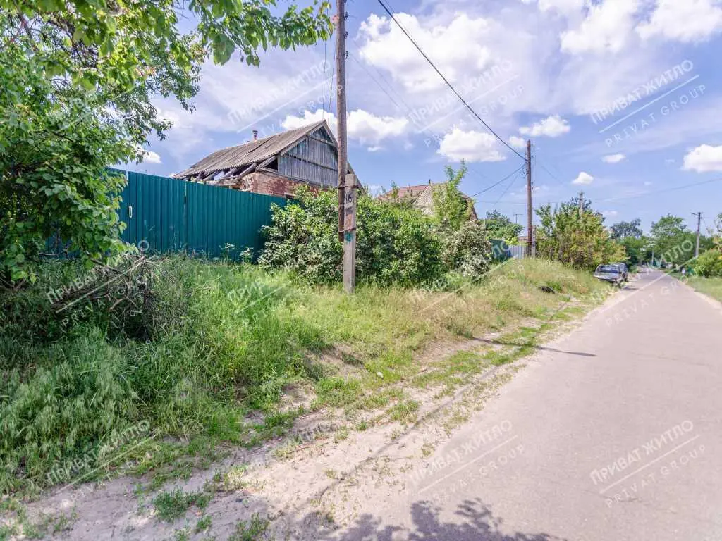 Продаж будинку з ділянкою в Копилах