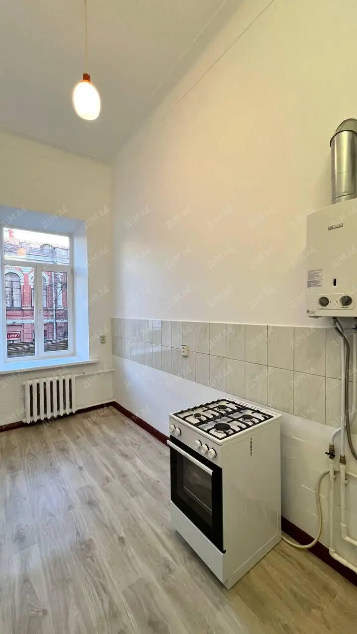 Двокімнатна квартира на Котляревського!