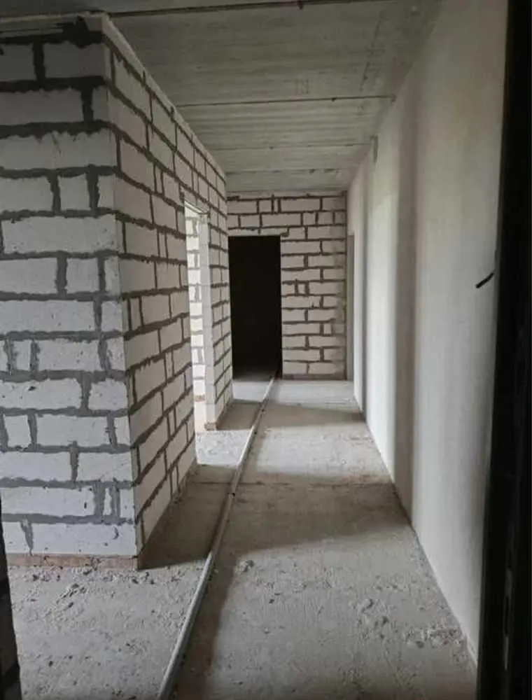 Трикімнатна квартира, ЖК "Династія"