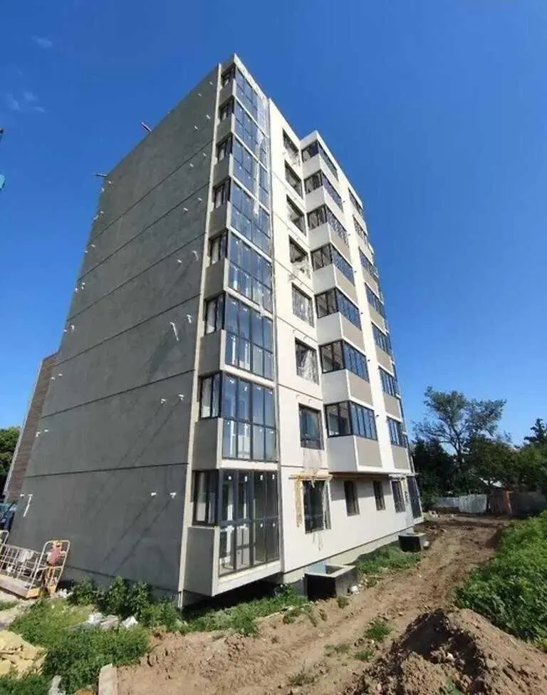 Однокімнатна в новобудові на Сінній