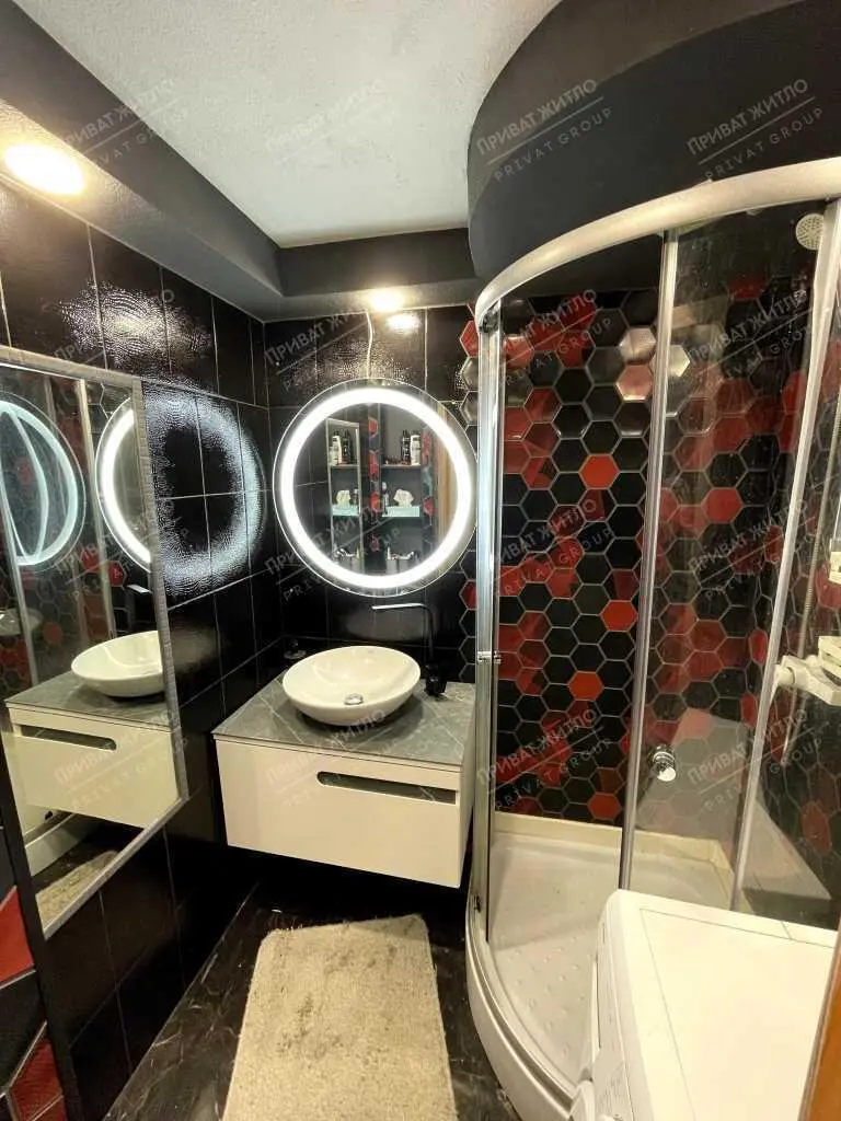 Продаж 3 кімнатної квартири з ремонтом Сади 1