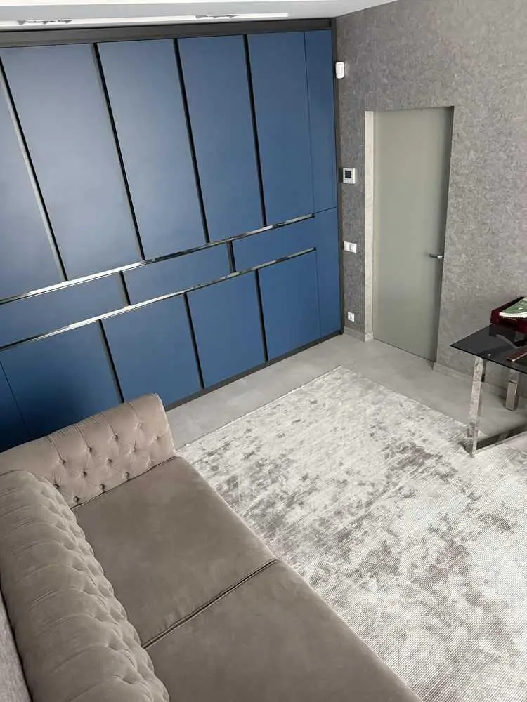 Розкіш та комфорт: Дизайнерська квартира на Стрітенській!