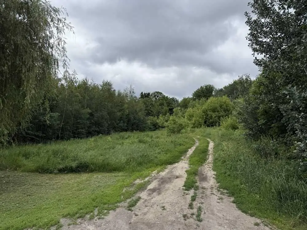 Продаж однієї або декількох земельних ділянки в гарній локації