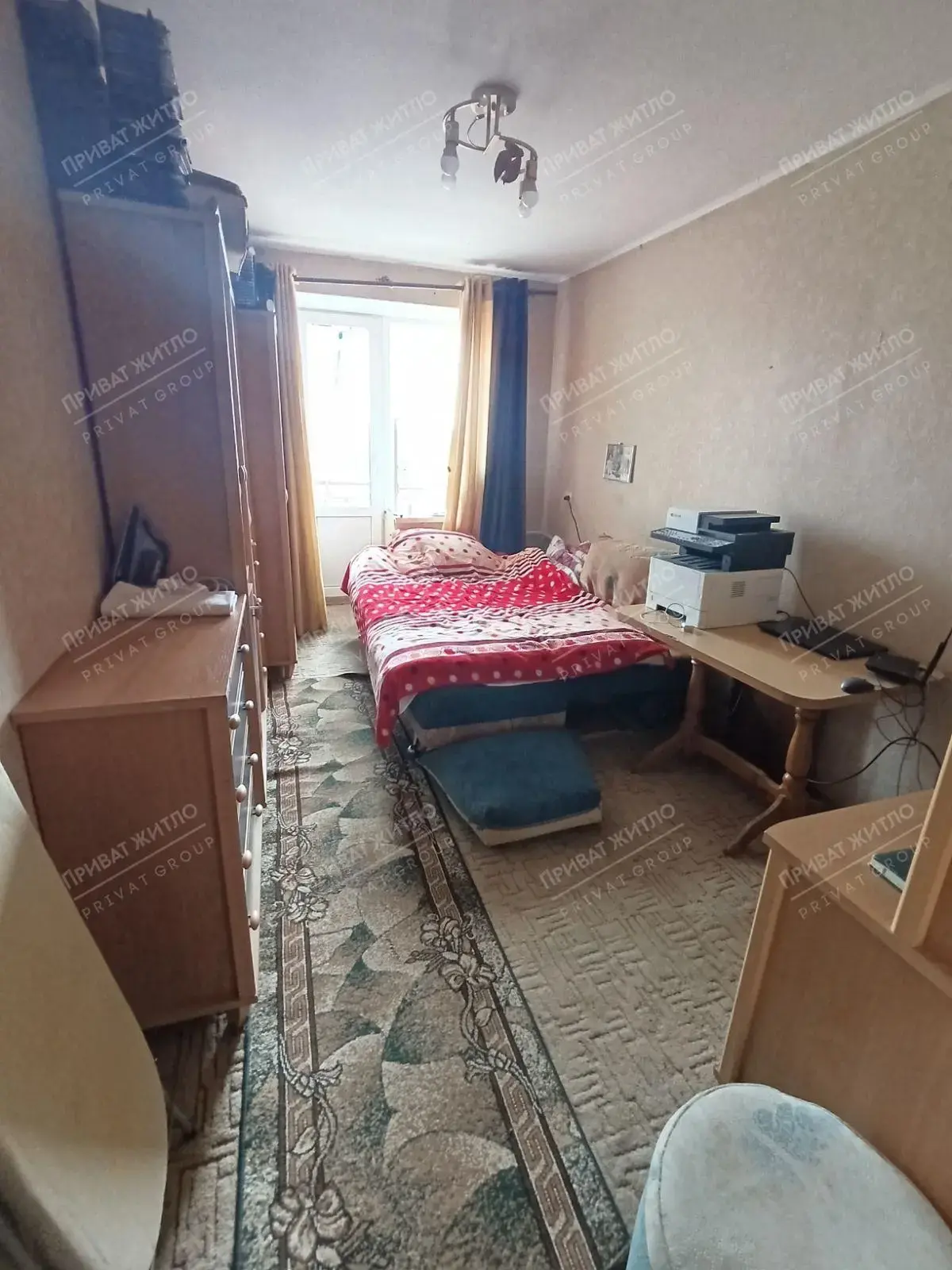 Трикімнатна квартира на Алмазному!