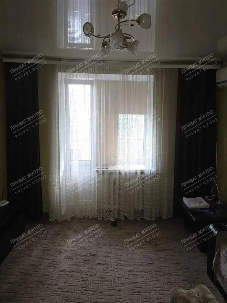 4 кімнати, сердній поверх, Боженка