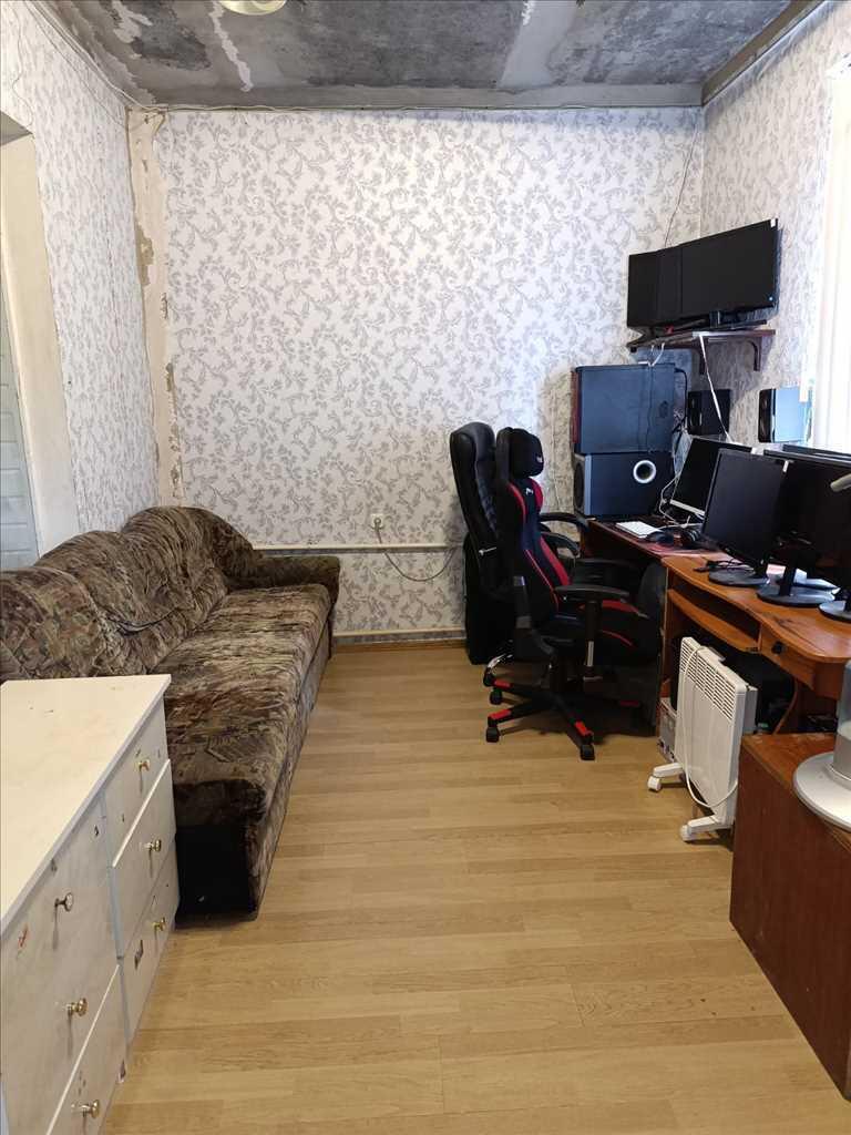 Трикімнатна квартира на Зигіна чекає свого нового власника!