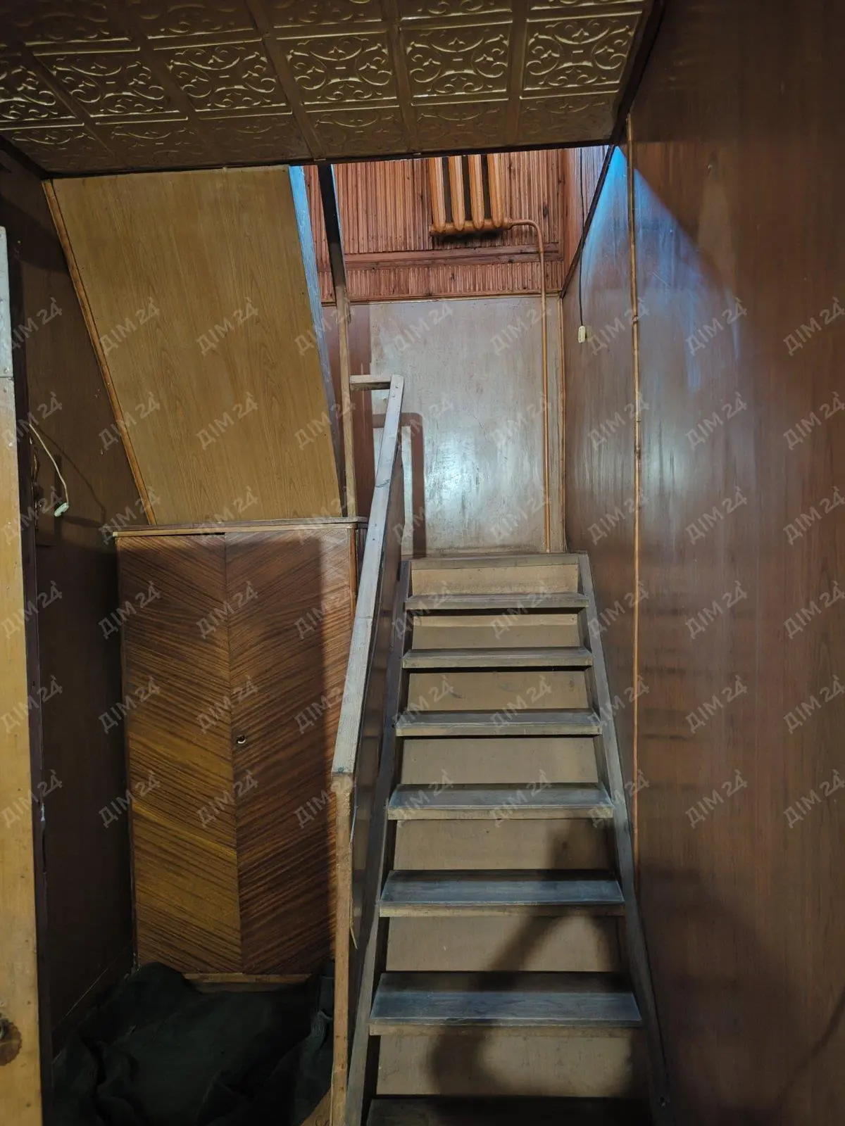 Двоповерховий будинок в Копилах.