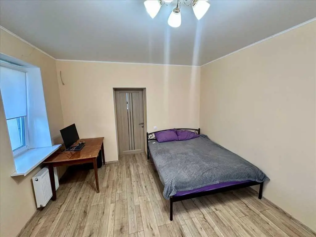 Будинок в центральній частині міста!