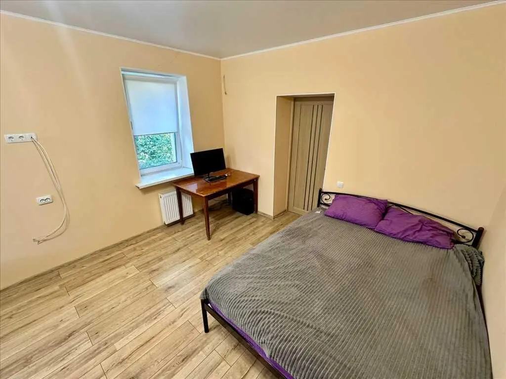 Будинок в центральній частині міста!