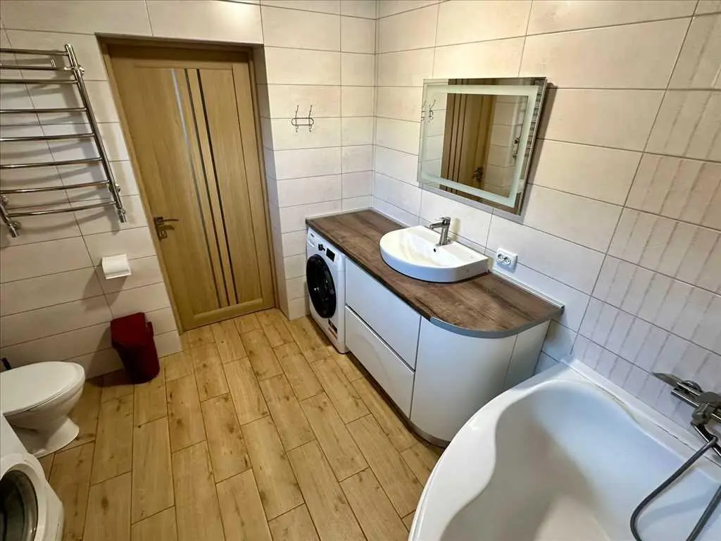 Будинок в центральній частині міста!