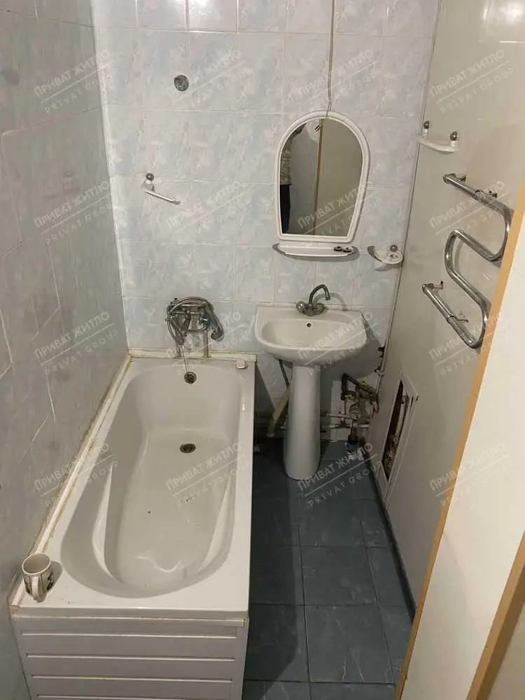 Продається цегляний будинок на Подолі