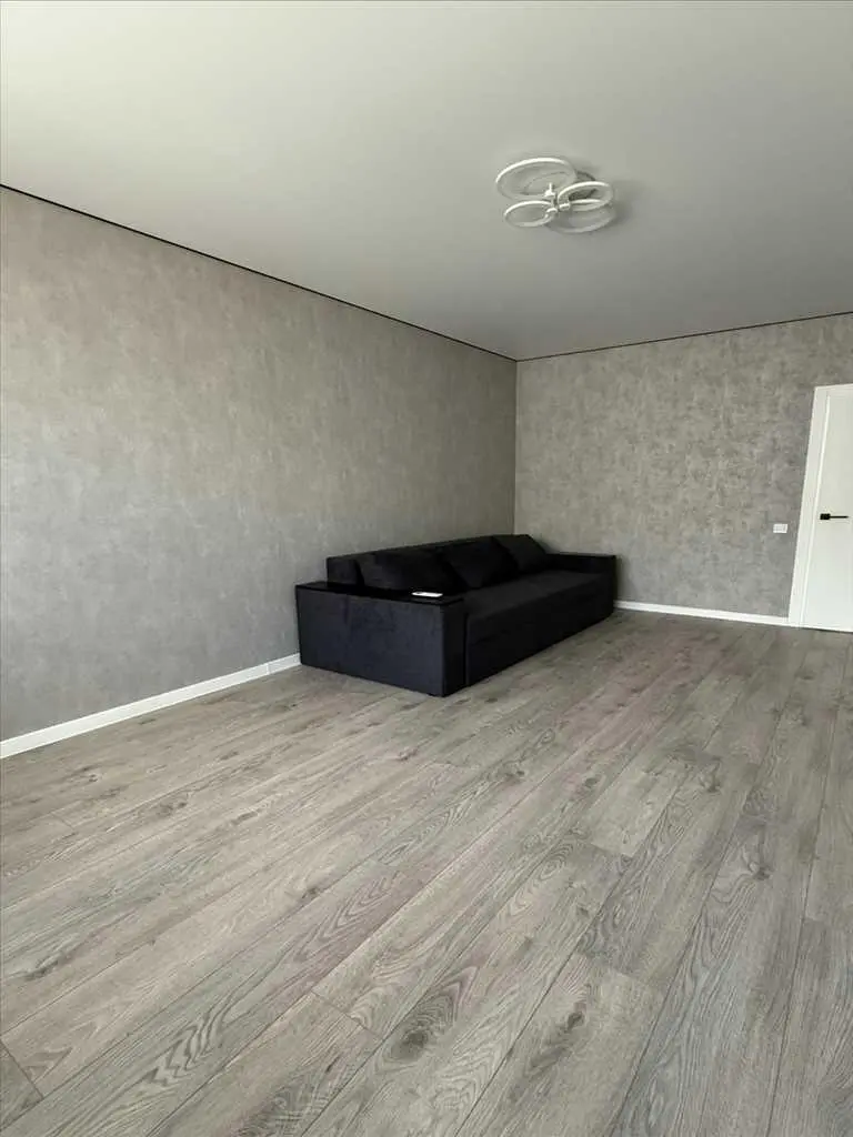 Однокімнатна квартира  в новобудові!