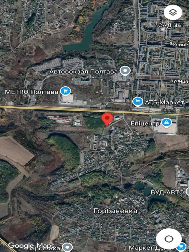 Ділянка з комерційним призначенням 