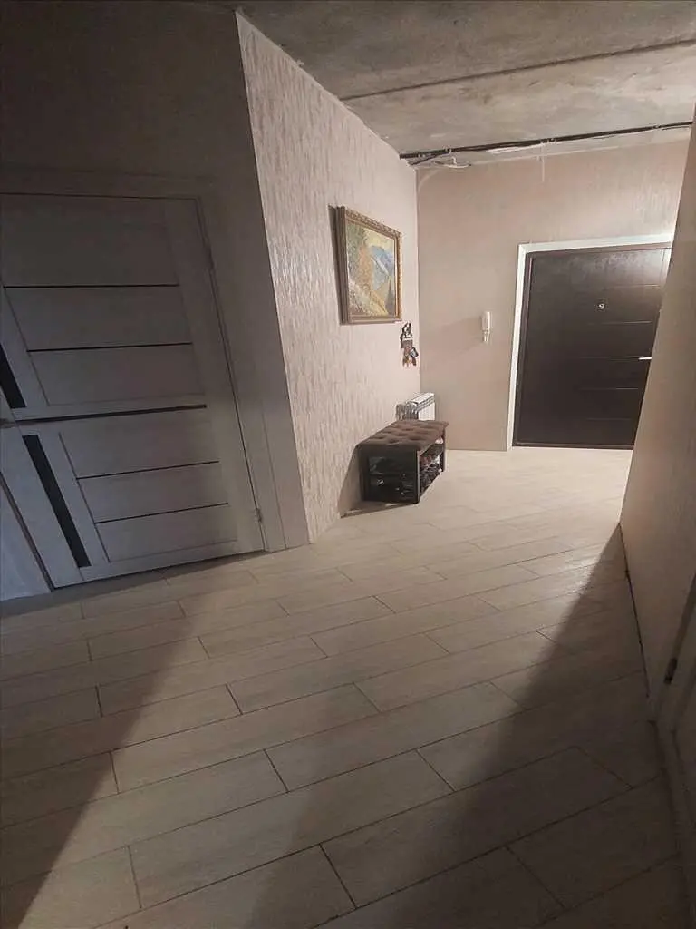 Простора квартира в новобудові!