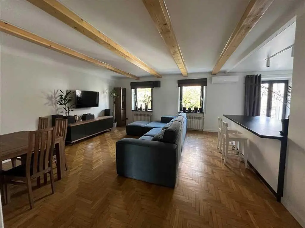 Стильна квартира у самому центрі