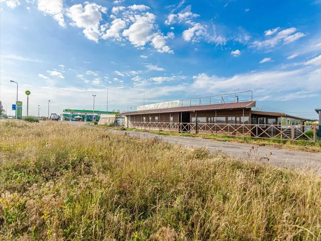 Продаж земельної ділянки — 28 соток, траса Київ–Харків