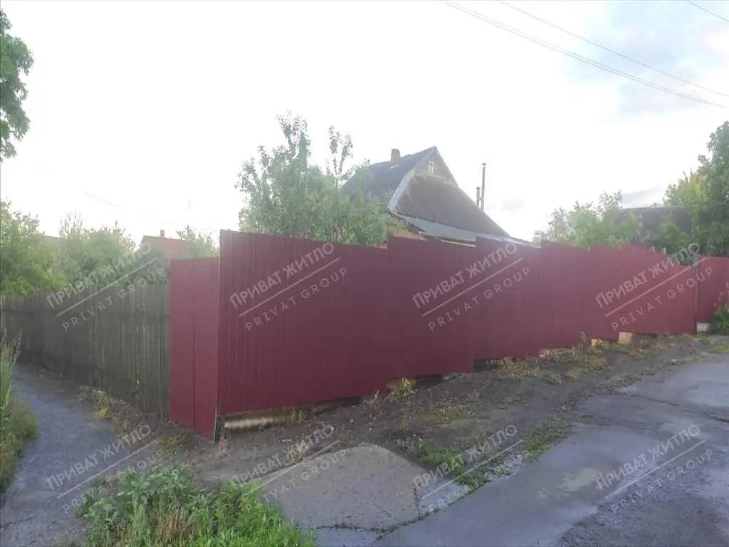 Приватний будинок в Карлівці!