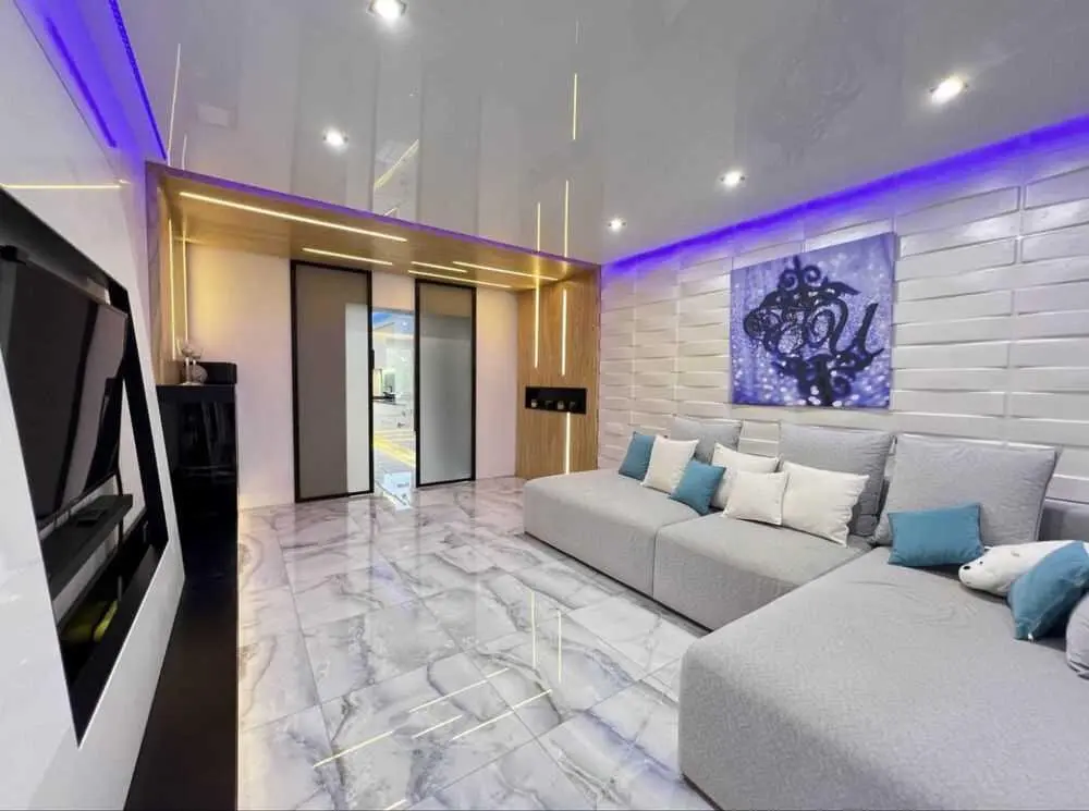 Чотирикімнатна квартира з індивідуальним опаленням поруч з ТД "ЦУМ"