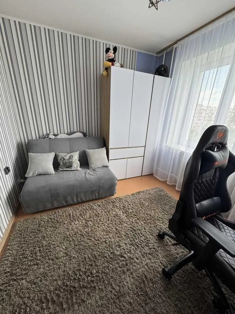 Трикімнатна квартира на Подолі