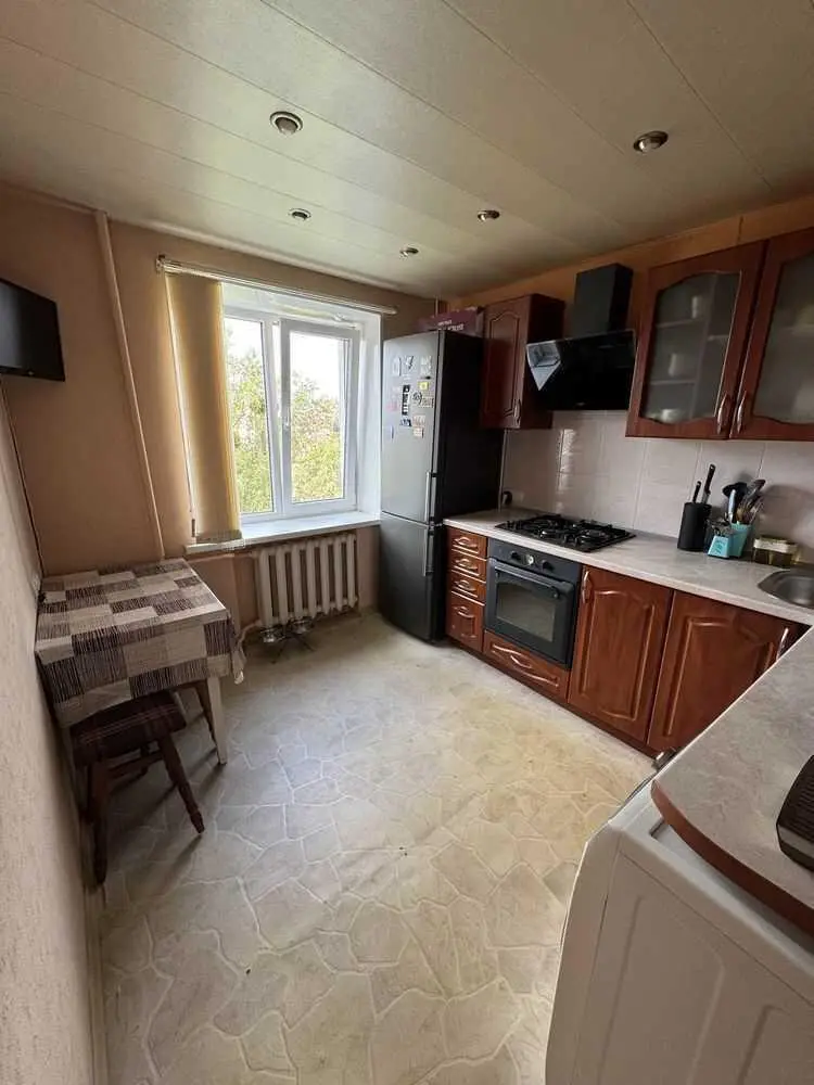 Трикімнатна квартира на Подолі