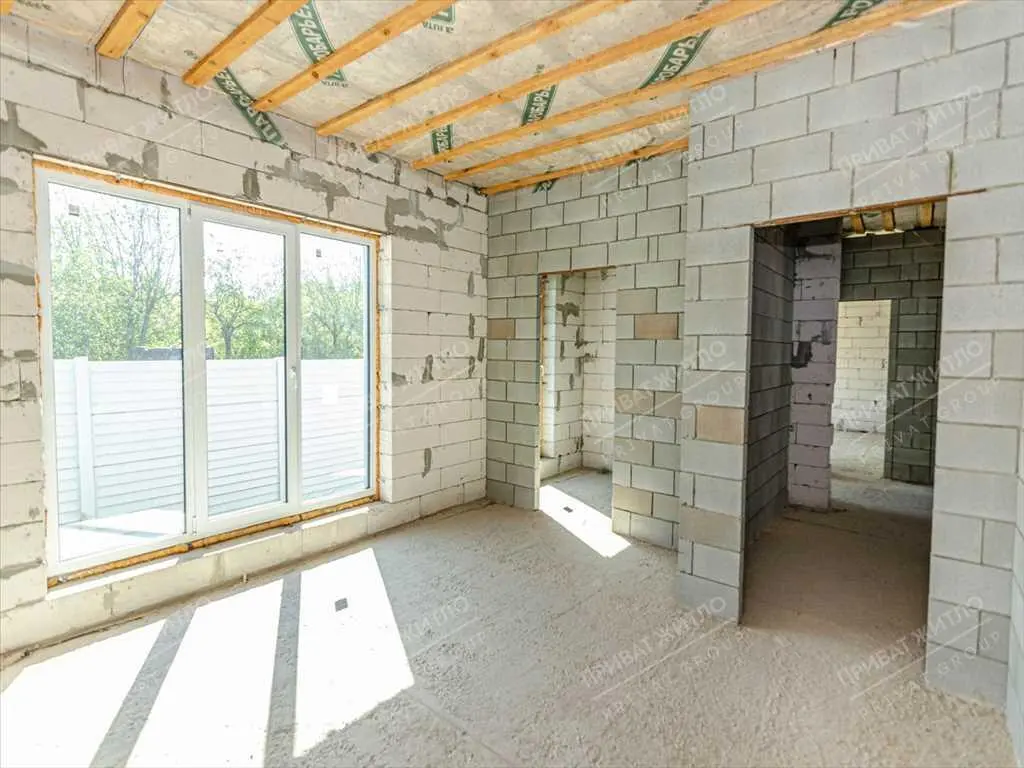 Продається будинок, у якому відчувається затишок і гармонія з першого кроку.
