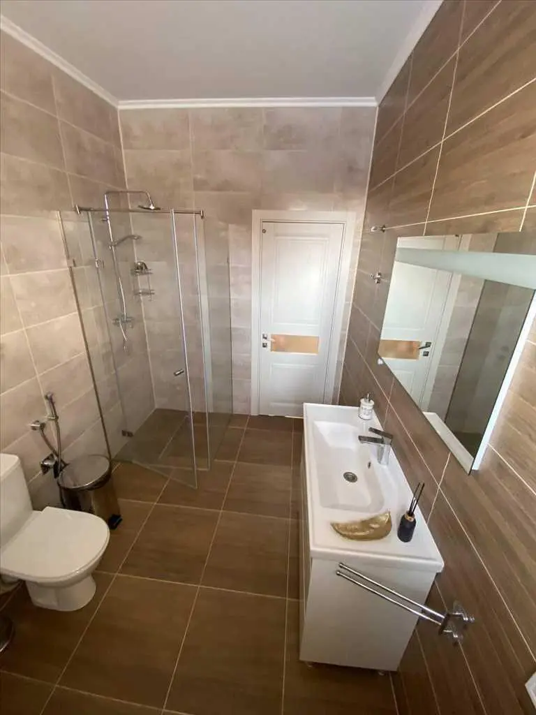 Сучасний будинок на Браїлках
