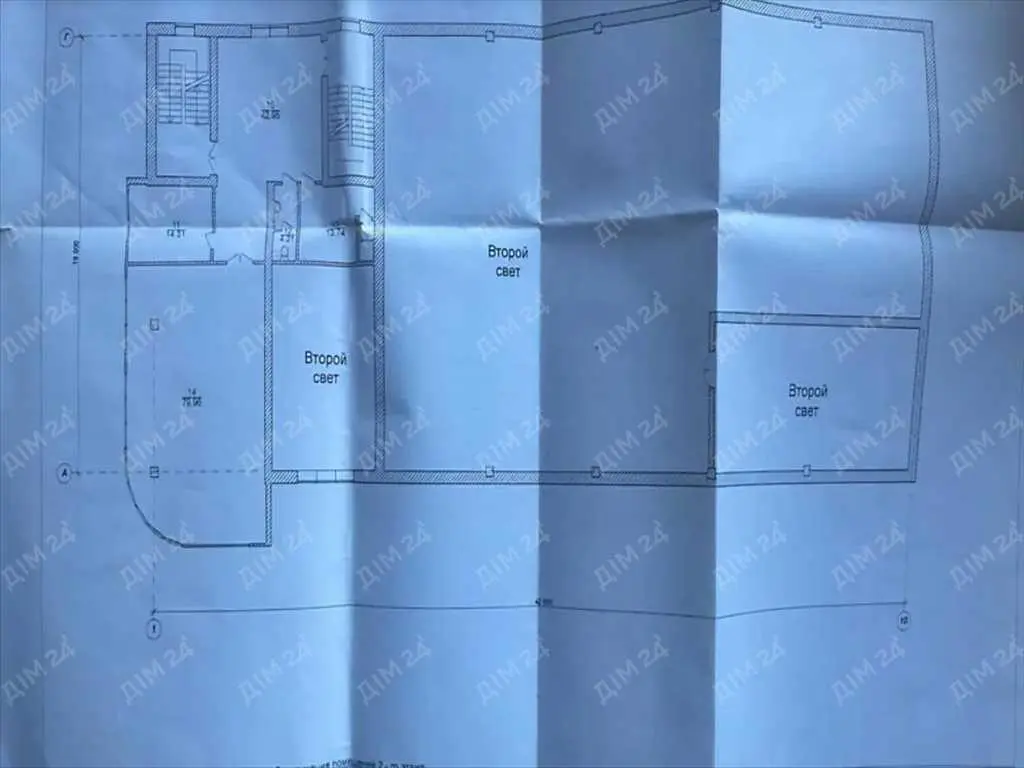 Ділянка під комерцію в місті!