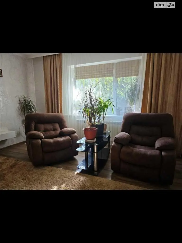 Шикарний будинок з приємною атмосферою у передмісті