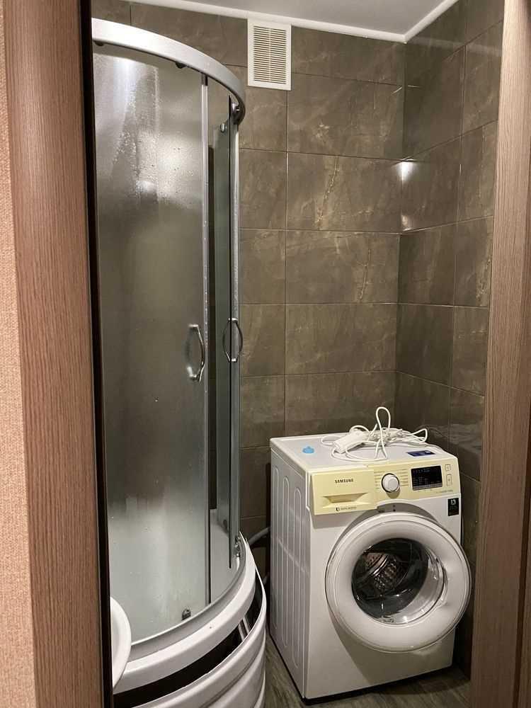 Простора 3-кімнатна квартира на 2-му поверсі в центральній частині Полтави!