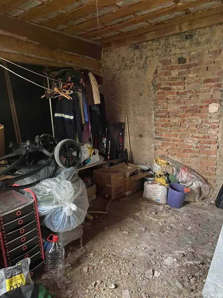 Окремий будинок для великої родини!