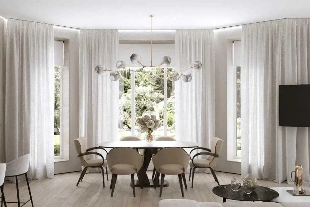 Новий будинок у Верхолах поруч із сосновим лісом