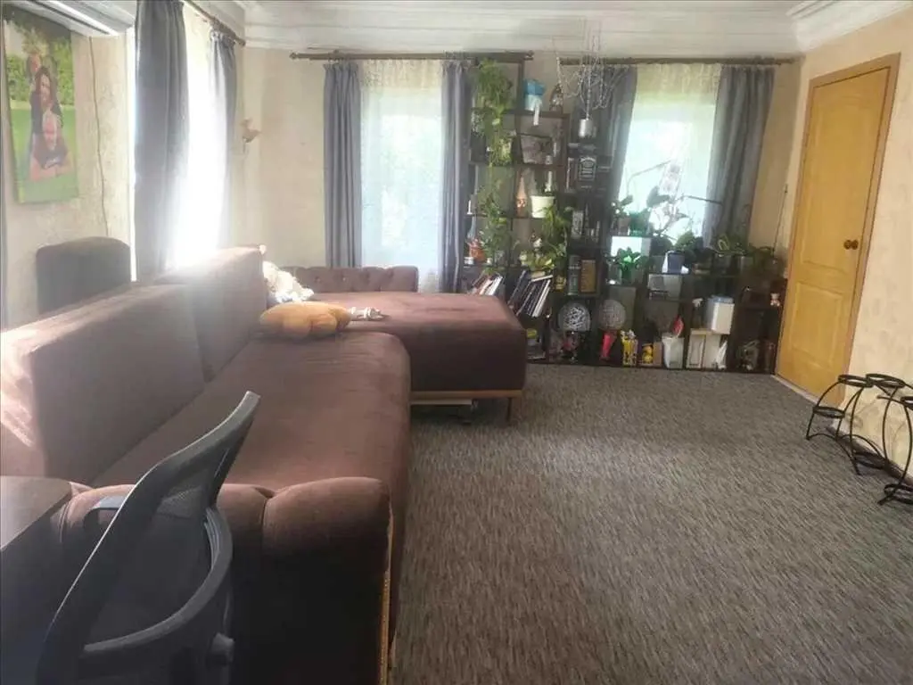 Будинок у передмісті Полтави, 7 км від міста