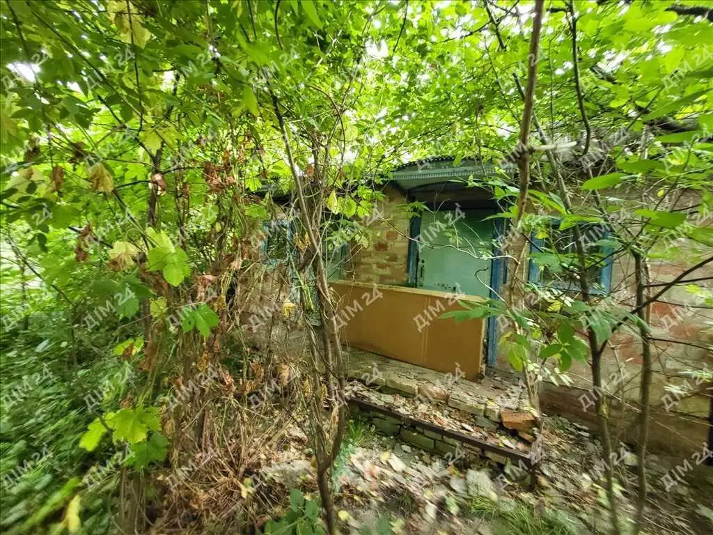 Ділянка з будинком під знесення, с. Патлаївка