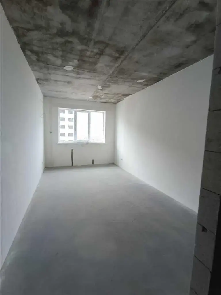 Простора 1-кімнатна квартира в ЖК «Пелюстковий»