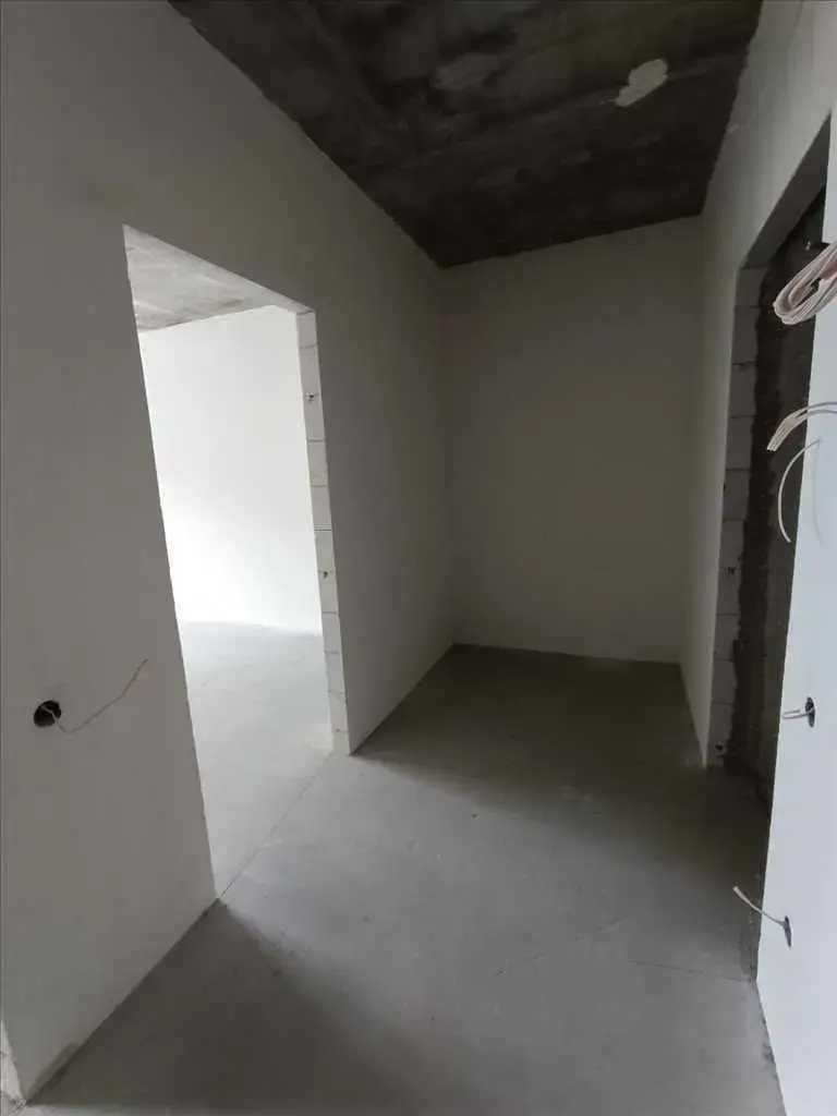 Простора 1-кімнатна квартира в ЖК «Пелюстковий»