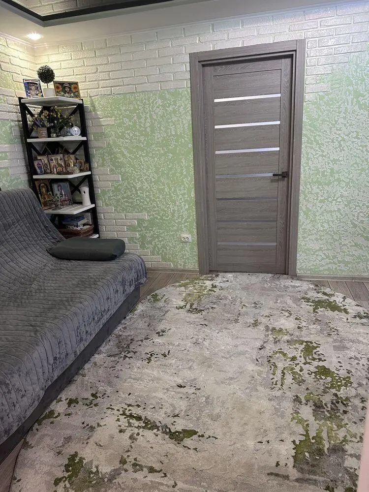 Двокімнатна квартира з євроремонтом в Степному!